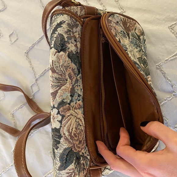 retro floral tapestry purse and pouch - Picture 8 of 15